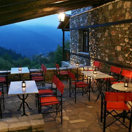 ゲストハウス Evilion Traditional 3*