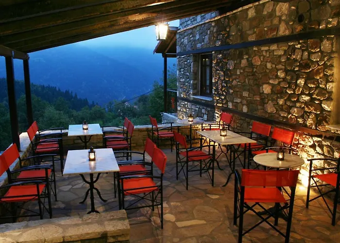 Konukevi Evilion Traditional 3*