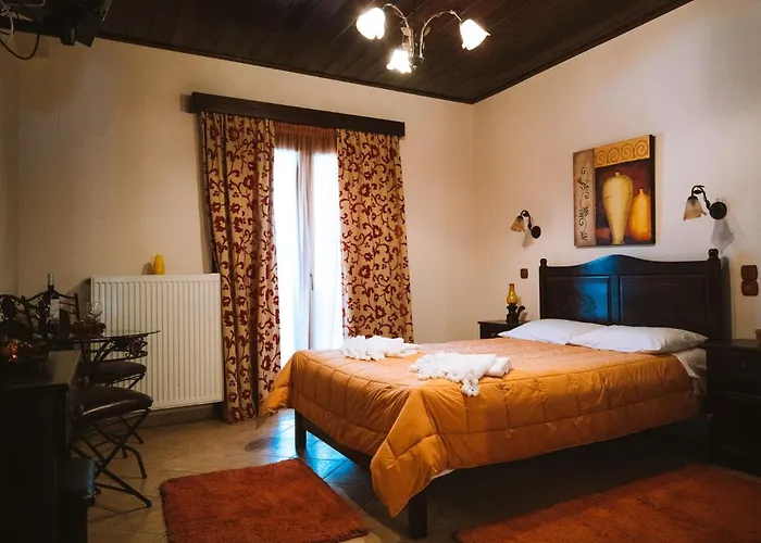 בית הארחה Evilion Traditional 3*